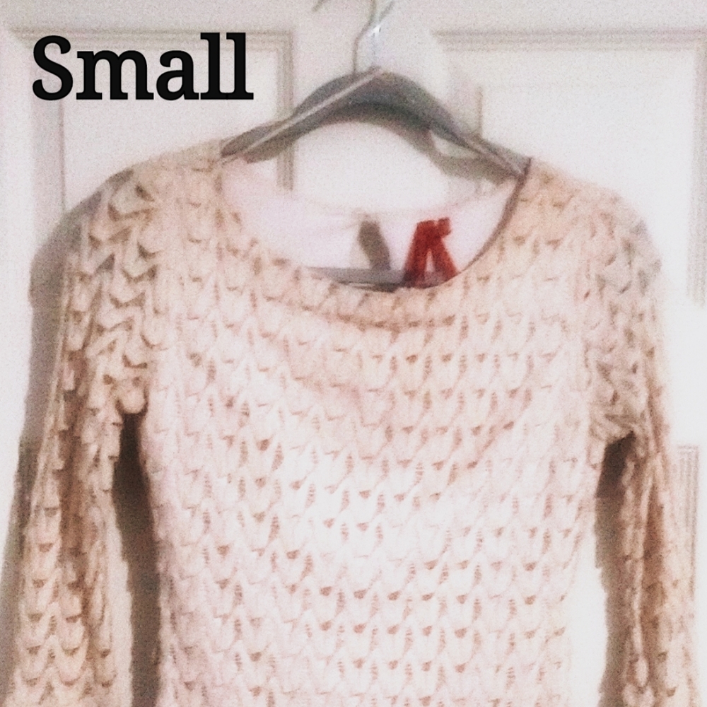 Off white L/S dress. Small